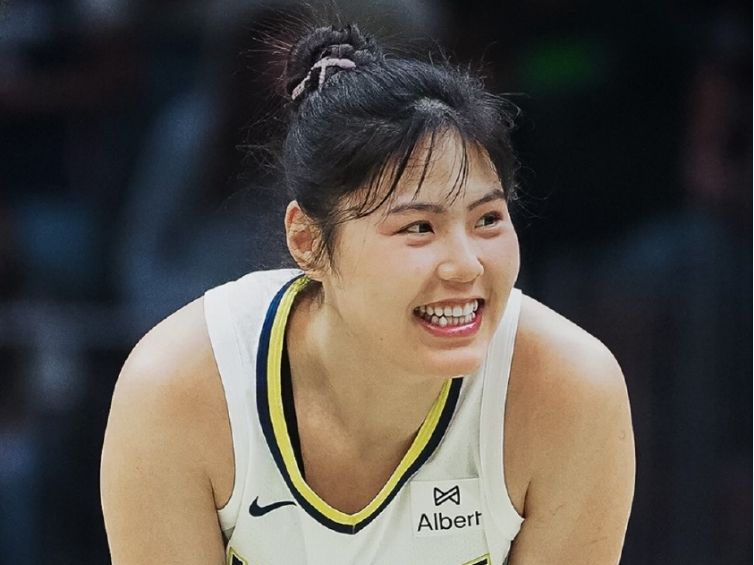 连场爆发！WNBA战报：李月汝10分时隔315天上双 率队加时灭旧主+上场献绝杀